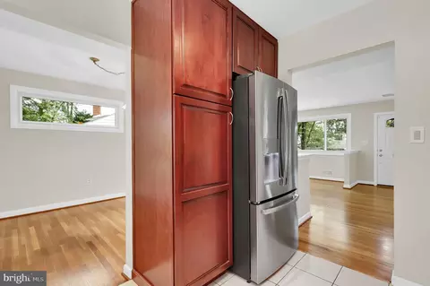 10412 Leslie Ct, Silver Spring, MD 20902 photo 10