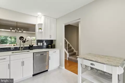 14 Long Green Ct, Silver Spring, MD 20906 photo 5