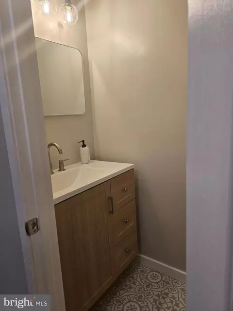 14 Long Green Ct, Silver Spring, MD 20906 photo 10
