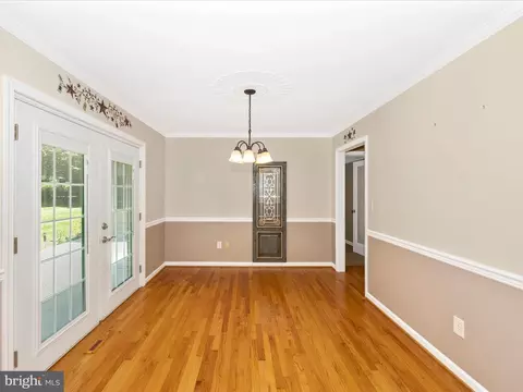 10109 Johns Dr, Damascus, MD 20872 photo 10