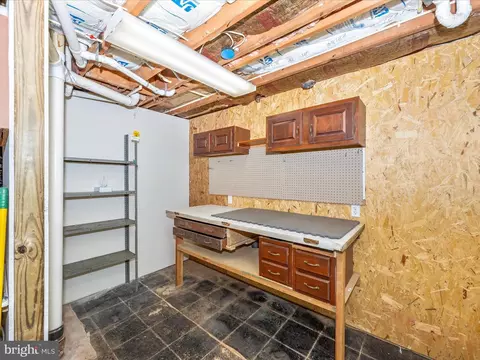 10109 Johns Dr, Damascus, MD 20872 photo 39