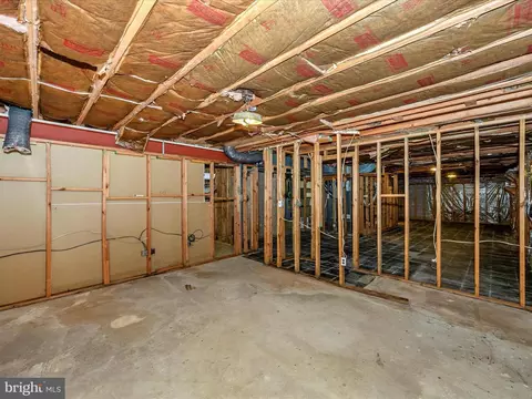 10109 Johns Dr, Damascus, MD 20872 photo 36