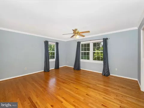 10109 Johns Dr, Damascus, MD 20872 photo 26