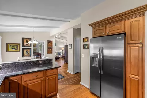 Kitchen - 24700 Etchison Dr, Gaithersburg, MD 20882 photo 4 of 5