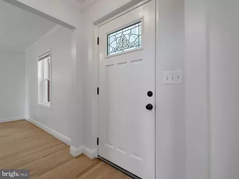 Entry Way - 10109 Lorain Ave, Silver Spring, MD 20901 photo 2 of 4