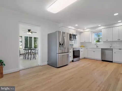 Kitchen - 10109 Lorain Ave, Silver Spring, MD 20901 photo 5 of 5