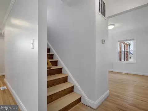 Entry Way - 10109 Lorain Ave, Silver Spring, MD 20901 photo 3 of 4