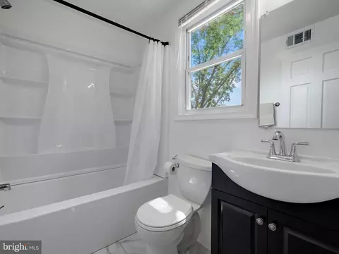 Bath - 10109 Lorain Ave, Silver Spring, MD 20901 photo 2 of 2