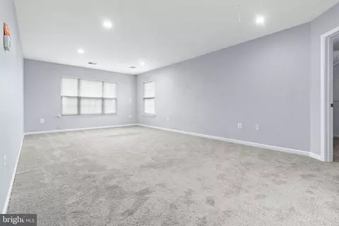 Living - 13937 Alderton Rd, Silver Spring, MD 20906 photo 9 of 12