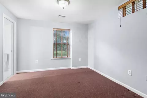 Bedroom - 13937 Alderton Rd, Silver Spring, MD 20906 photo 8 of 9