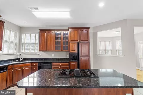 Kitchen - 13937 Alderton Rd, Silver Spring, MD 20906 photo 4 of 7