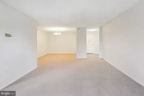 Living - 15115 Interlachen Dr #3-415, Silver Spring, MD 20906 photo 4 of 7
