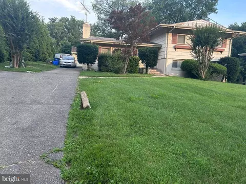 11135 Lockwood Dr, Silver Spring, MD 20901 photo 3