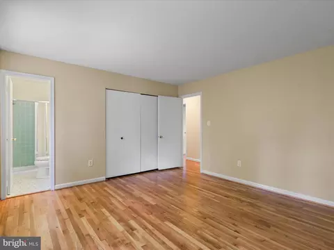 Bedroom - 15415 Good Hope Rd, Silver Spring, MD 20905 photo 2 of 5