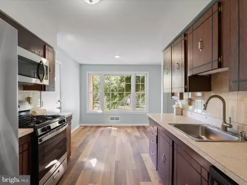 Kitchen - 15415 Good Hope Rd, Silver Spring, MD 20905 photo 1 of 2