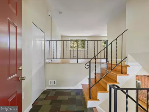 Entry Way - 15415 Good Hope Rd, Silver Spring, MD 20905 photo 1 of 4