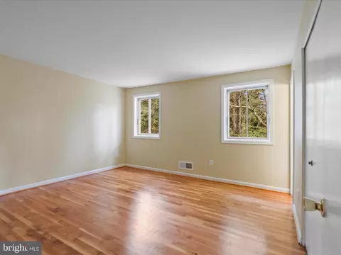 Bedroom - 15415 Good Hope Rd, Silver Spring, MD 20905 photo 1 of 5