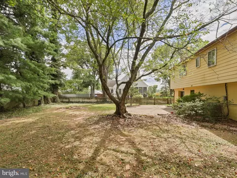 Exterior - 15415 Good Hope Rd, Silver Spring, MD 20905 photo 6 of 6