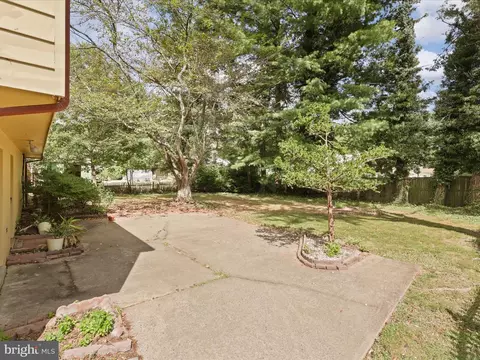 Exterior - 15415 Good Hope Rd, Silver Spring, MD 20905 photo 5 of 6