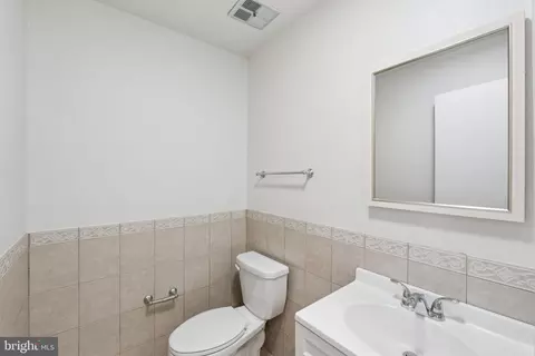 1544 Ingram Ter, Silver Spring, MD 20906 photo 13