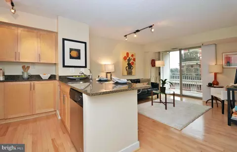 7500 Woodmont Ave #S1003, Bethesda, MD 20814