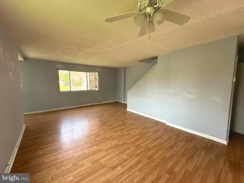 Living - 1001 Ruatan St, Silver Spring, MD 20903 photo 2 of 3
