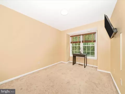 10060 Maple Leaf Dr, Montgomery Village, MD 20886 photo 24