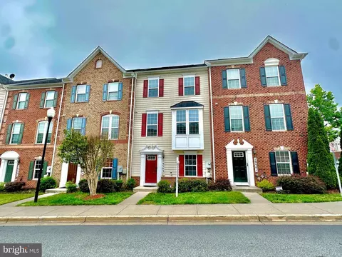 19503 Vaughn Landing Dr, Germantown, MD 20874
