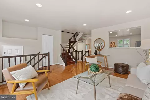 115 Fleece Flower Dr, Gaithersburg, MD 20878