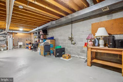 2408 Laurelwood Ter, Silver Spring, MD 20905 photo 52