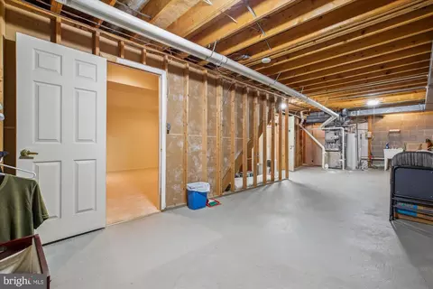 2408 Laurelwood Ter, Silver Spring, MD 20905 photo 51
