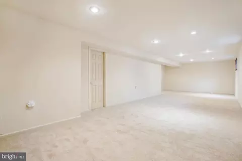 2408 Laurelwood Ter, Silver Spring, MD 20905 photo 48