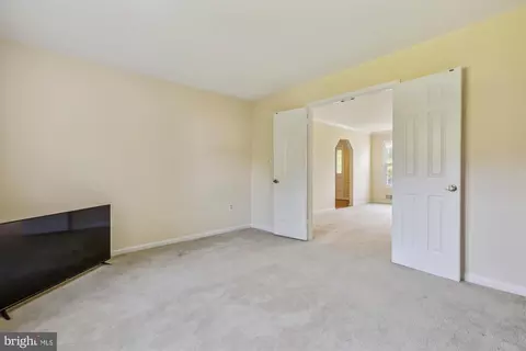 2408 Laurelwood Ter, Silver Spring, MD 20905 photo 11