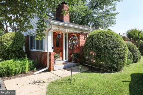 23705 Pleasant View Ln, Gaithersburg, MD 20882