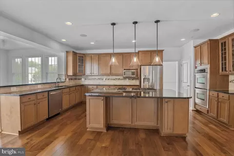 13319 Moonlight Trail Dr, Silver Spring, MD 20906 photo 9