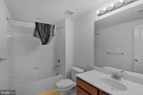 13319 Moonlight Trail Dr, Silver Spring, MD 20906 photo 37