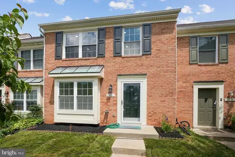10 Suncroft Ct, Silver Spring, MD 20904