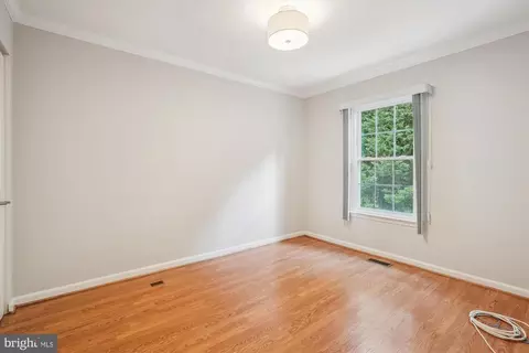 10 Suncroft Ct, Silver Spring, MD 20904 photo 17