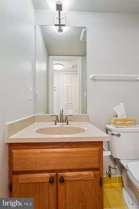 10 Suncroft Ct, Silver Spring, MD 20904 photo 13
