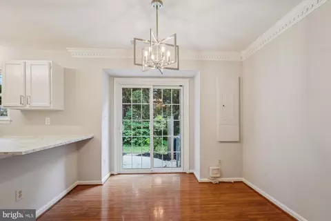 10 Suncroft Ct, Silver Spring, MD 20904 photo 7