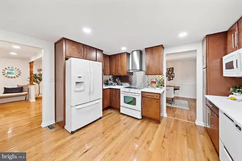 1305 Cavendish Dr, Silver Spring, MD 20905 photo 12