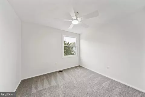 1305 Cavendish Dr, Silver Spring, MD 20905 photo 27