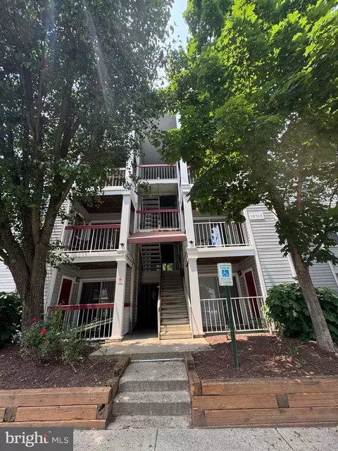 18518 Boysenberry Dr #226, Gaithersburg, MD 20879