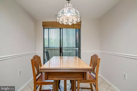 Dining - 15100 Interlachen Dr #4-207, Silver Spring, MD 20906 photo 4 of 5