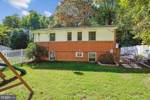 Exterior - 210 Burnt Mills Ave, Silver Spring, MD 20901 photo 6 of 21