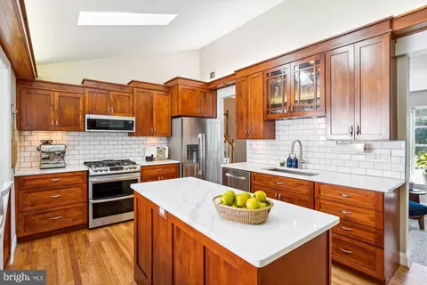 Kitchen - 210 Burnt Mills Ave, Silver Spring, MD 20901 photo 1 of 4