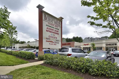 Exterior - 210 Burnt Mills Ave, Silver Spring, MD 20901 photo 10 of 21