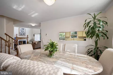 1501 Wheaton Ln, Silver Spring, MD 20902 photo 8