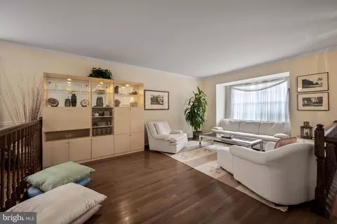 1501 Wheaton Ln, Silver Spring, MD 20902 photo 5