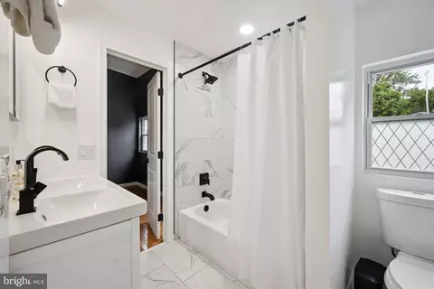 205 University Blvd W, Silver Spring, MD 20901 photo 21